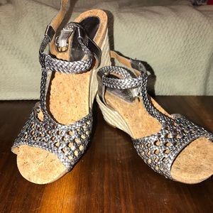 Wedge sandals